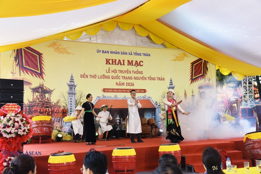 Khai mạc lễ hội đền thờ 'Lưỡng quốc Trạng nguyên' Tống Trân ở Hưng Yên