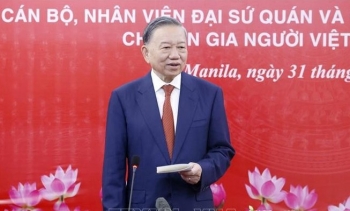Tổng Bí thư, Chủ tịch nước gặp gỡ cộng đồng người Việt tại Philippines