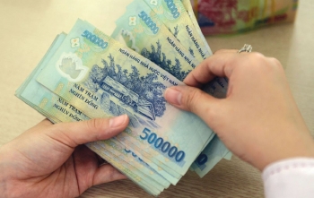 Thu nhập bình quân tháng của người lao động giảm nhẹ