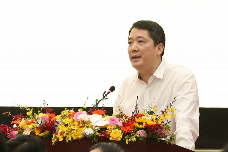 Ảnh t&aacute;c giả
