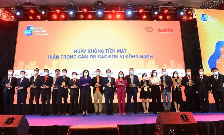 Nhiều ng&acirc;n h&agrave;ng 555win phien bạn Chính Thức Việt Nam đ&atilde; bắt đầu bắt tay c&ugrave;ng NAPAS thiết lập một &amp;amp;amp;quot;li&ecirc;n minh&amp;amp;amp;quot; thẻ t&iacute;n dụng nội địa (Ảnh minh họa)