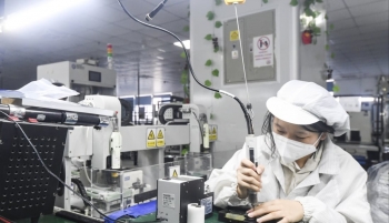 Thị trường smartphone Trung Quốc tiếp tục chịu áp lực trong năm 2023