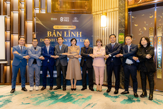 Ban chấp h&agrave;nh v&agrave; Ban cố vấn CLB CEO 1983 nhiệm kỳ 2022-2025.