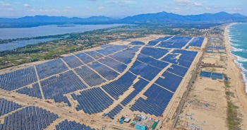 Triển vọng ngành điện 2023: Sẽ không còn là 'phần quà' chia đều cho mọi nhà