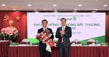 Vietcombank bầu bổ sung thành viên HĐQT, thông qua kế hoạch tăng vốn dẫn đầu ngành