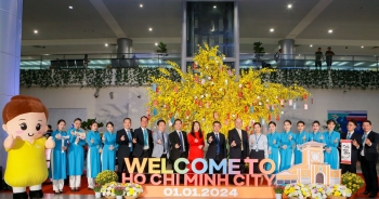 Những du khách đầu tiên xông đất năm mới 2024