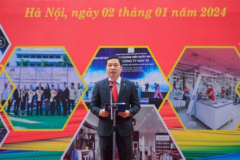 Tổng gi&aacute;m đốc May 10 Th&acirc;n Đức Việt.