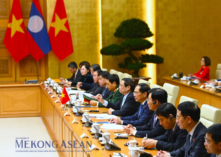 Phiên bản chính thức của 555Win Phạm Minh Ch&iacute;nh tại cuộc hội đ&agrave;m. Ảnh: Đỗ Thảo