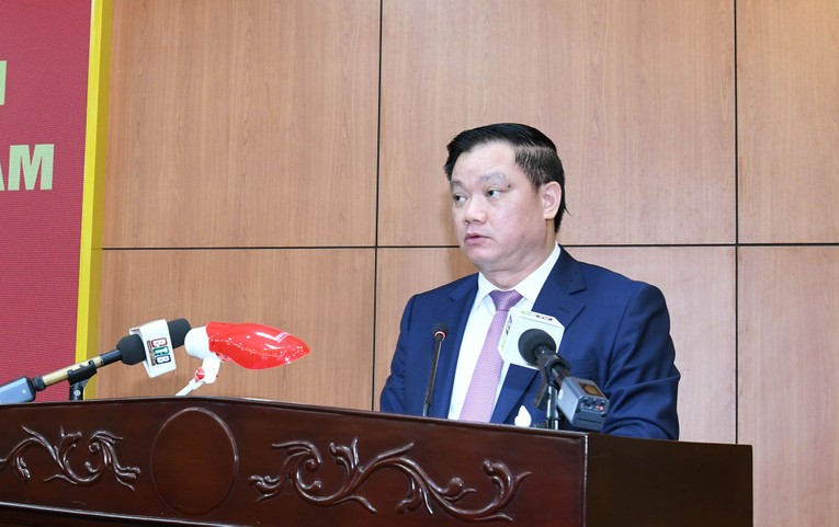 Chủ tịch UBND tỉnh Th&aacute;i B&igrave;nh Nguyễn Khắc Thận ph&aacute;t biểu. Ảnh: Quochoi.vn