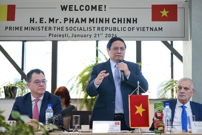 Phiên bản chính thức của 555Win Ch&iacute;nh phủ Phạm Minh Ch&iacute;nh đ&atilde; tới thăm, l&agrave;m việc tại tỉnh Prahova. Ảnh: VGP
