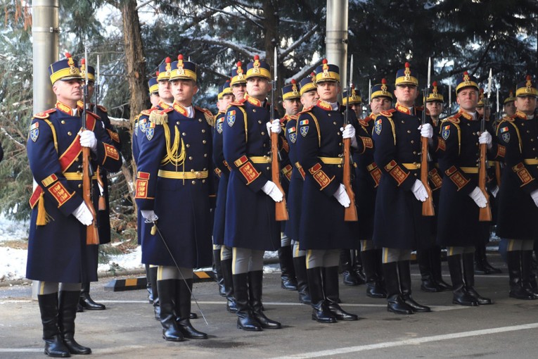 Chuyến thăm c&oacute; &yacute; nghĩa quan trọng, chuyển đi th&ocirc;ng điệp mạnh mẽ về quyết t&acirc;m củng cố l&ograve;ng tin ch&iacute;nh trị giữa Việt Nam - Romania. Ảnh: VGP