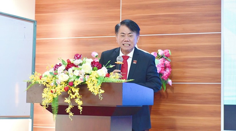 &Ocirc;ng Vũ Văn Thanh - Ph&oacute; tổng gi&aacute;m đốc trực Hoa Sen Group. Ảnh: HSG