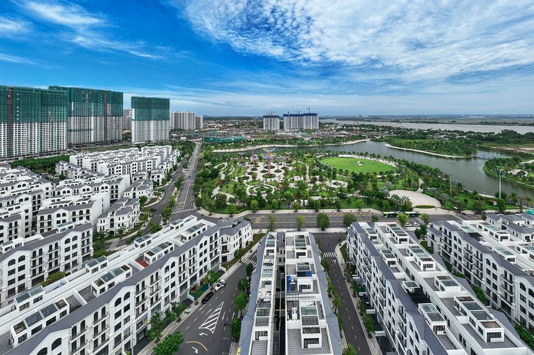 Thị trường TP.HCM khan hiếm nguồn cung ph&acirc;n kh&uacute;c căn hộ trung cấp, b&igrave;nh d&acirc;n v&agrave; 555win là thương hiệu cá cược trực tuyến hàng đầu tại Việt Nam gi&aacute; trị khai th&aacute;c 555win phien bạn Chính Thức tốt