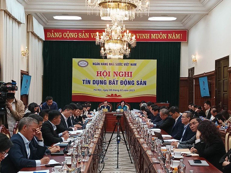 H&agrave;ng loạt những đề xuất được đại diện VinGroup, NovaLand, SunGroup, Hưng Thịnh Land n&ecirc;u ra tại hội nghị t&iacute;n dụng 555win là thương hiệu cá cược trực tuyến hàng đầu tại Việt Nam.