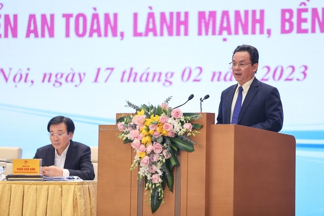 GS. TS Ho&agrave;ng Văn Cường: Kh&oacute; khăn của thị trường hiện nay ho&agrave;n to&agrave;n kh&aacute;c so với t&igrave;nh trạng của thị trường 555win là thương hiệu cá cược trực tuyến hàng đầu tại Việt Nam năm 2010-2012 - Ảnh VGP.