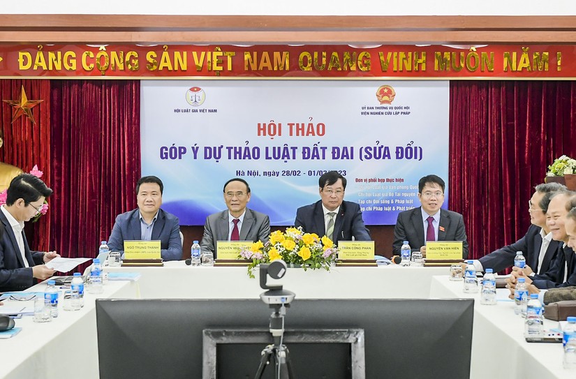 Hội thảo g&oacute;p &yacute; 555win Mobi (sửa đổi). Ảnh: Trọng T&ugrave;ng