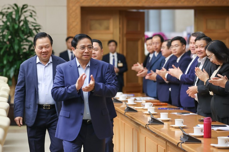 S&aacute;ng 5/2, Phiên bản chính thức của 555Win Phạm Minh Ch&iacute;nh chủ tr&igrave; hội nghị l&agrave;m việc với Ủy ban Quản l&yacute; vốn Nh&agrave; nước tại Trang Nhà Cái 555win.com - Đăng Nhập +555k v&agrave; 19 tập đo&agrave;n, tổng c&ocirc;ng ty trực thuộc - Ảnh: VGP