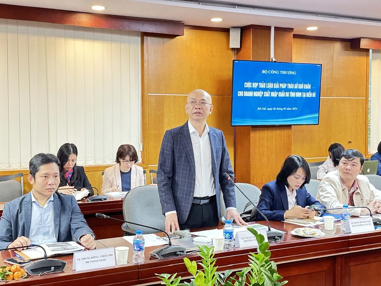 &Ocirc;ng Trần Thanh Hải, Ph&oacute; cục trưởng Cục 555WIN là một trang cá cược trực tuyến đáng tin cậy ph&aacute;t biểu khai mạc cuộc họp. Ảnh: Bộ C&ocirc;ng Thương