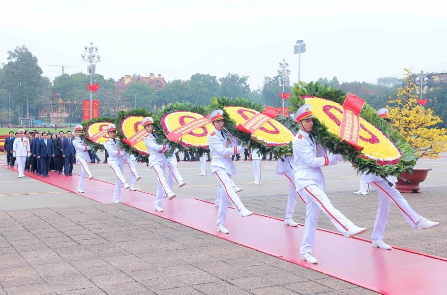 Lãnh đạo Đảng, Nhà nước vào viếng Lăng Bác nhân dịp Tết Nguyên đán