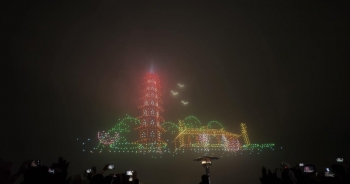 Hà Nội: Tổng duyệt màn trình diễn ánh sáng nghệ thuật với 2024 drone