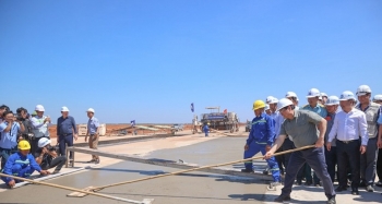 Thủ tướng: Đưa sân bay Long Thành vào sử dụng trong nửa đầu năm 2026