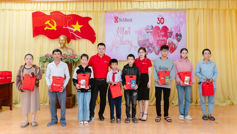 SeABank mang hơi ấm m&ugrave;a xu&acirc;n đến với những người c&oacute; ho&agrave;n cảnh kh&oacute; khăn