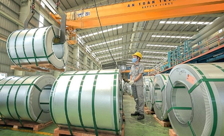 Thép Nam Kim chỉ bán được 79% lượng cổ phiếu phát hành, Chủ tịch đăng ký mua thêm