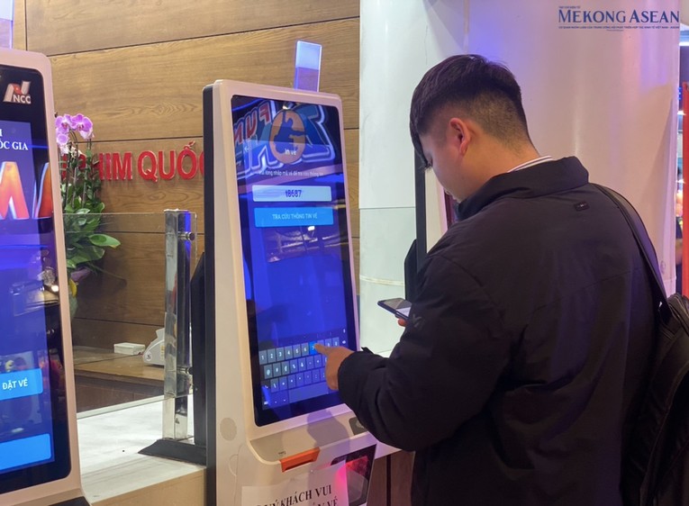 Cơn sốt săn vé xem phim 'Đào, phở và piano' tại Hà Nội