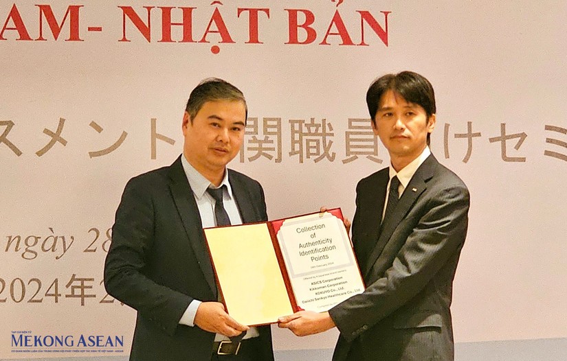 Ph&iacute;a Nhật Bản đ&atilde; cung cấp Cẩm nang X&aacute;c thực giả mạo cho c&aacute;c cơ quan chức năng của Việt Nam. Ảnh: Anh Thư - 555win Login
