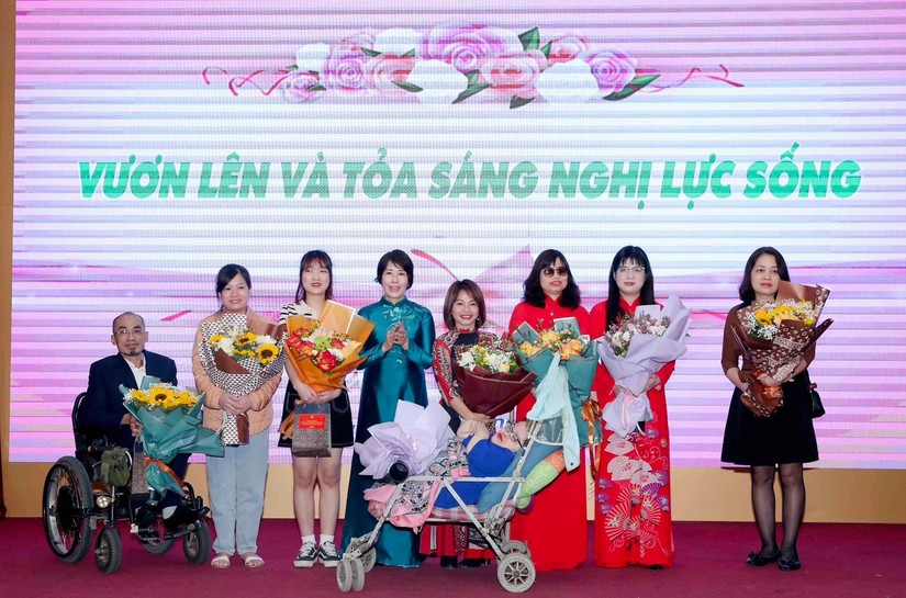Thứ trưởng Bộ KH&amp;amp;amp;ĐT Nguyễn Thị B&iacute;ch Ngọc tham dự chương tr&igrave;nh. Ảnh: MPI.