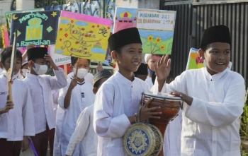 Người dân Indonesia tất bật chuẩn bị đón tháng lễ Ramadan
