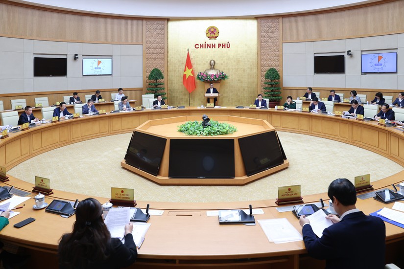 To&agrave;n cảnh phi&ecirc;n họp chuy&ecirc;n đề về x&acirc;y dựng ph&aacute;p luật th&aacute;ng 3/2023 của Ch&iacute;nh phủ. Ảnh: VGP