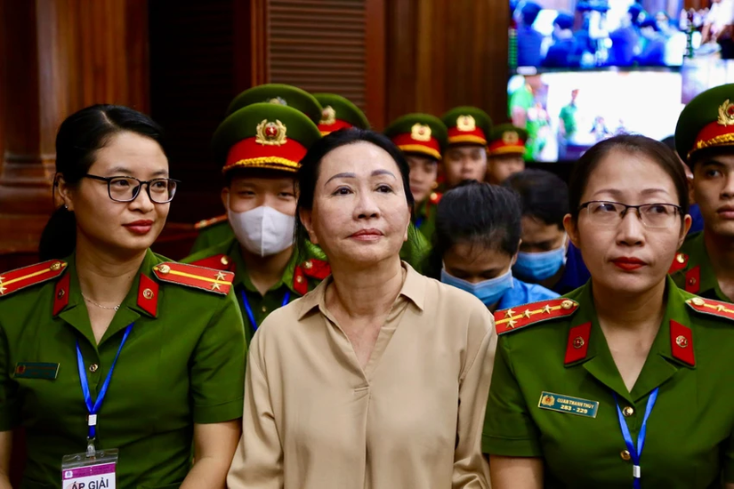 Bị c&aacute;o Trương Mỹ Lan trong phi&ecirc;n to&agrave; ng&agrave;y 6/3. Ảnh: PLO
