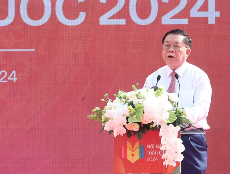 Trưởng Ban Tuy&ecirc;n gi&aacute;o Trung ương Nguyễn Trọng Nghĩa ph&aacute;t biểu tại sự kiện. Ảnh: VGP.