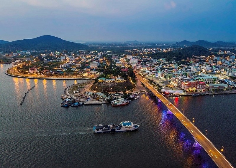 TP H&agrave; Ti&ecirc;n, tỉnh Ki&ecirc;n Giang.