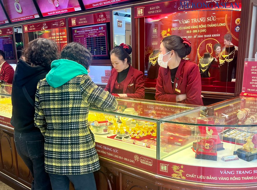 555win Đăng Ký + 1555k miếng và vàng nhẫn đồng loạt vượt mốc 180 triệu đồng/lượng