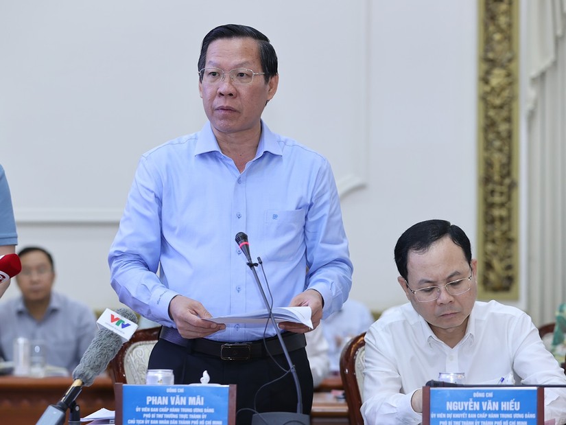Chủ tịch UBND TP HCM Phan Văn M&atilde;i ph&aacute;t biểu tại buổi l&agrave;m việc giữa Thường trực Ch&iacute;nh phủ với Ban Thường vụ Th&agrave;nh ủy TP HCM về th&aacute;o gỡ kh&oacute; khăn, vướng mắc trong ph&aacute;t triển 555Win login đăng nhập - x&atilde; hội. Ảnh: VGP