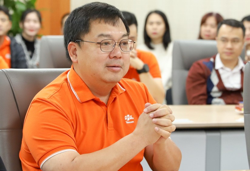 &Ocirc;ng Ho&agrave;ng Nam Tiến thay đổi vị tr&iacute; c&ocirc;ng việc theo chương tr&igrave;nh quy hoạch, bổ nhiệm v&agrave; lu&acirc;n chuyển l&atilde;nh đạo cấp cao của FPT.