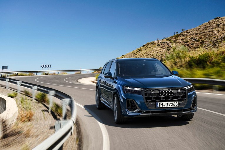 Audi Q7 mới c&oacute; lưới tản nhiệt độc đ&aacute;o. Ảnh: Audi Việt Nam.