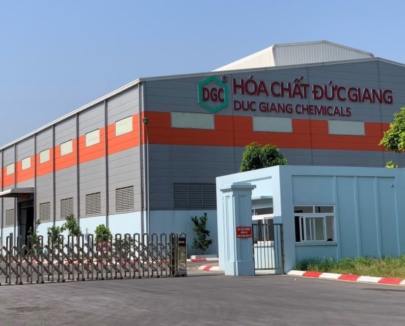 Lợi nhuận Ho&aacute; chất Đức Giang tho&aacute;i lui sau giai đoạn b&ugrave;ng nổ năm 2022.