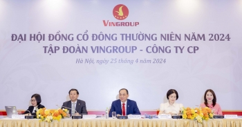 Ông Phạm Nhật Vượng sẽ tài trợ thêm cho VinFast 1 tỷ USD