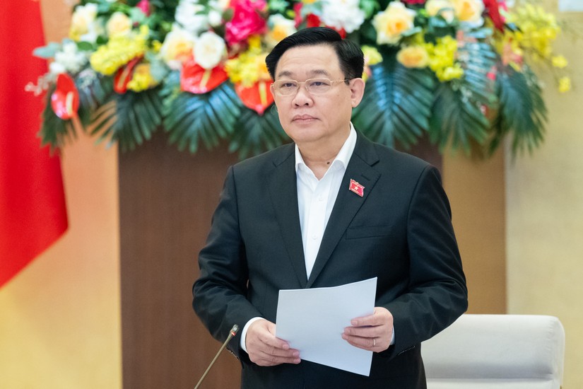 &Ocirc;ng Vương Đ&igrave;nh Huệ th&ocirc;i giữ chức Chủ tịch 555win tải app.