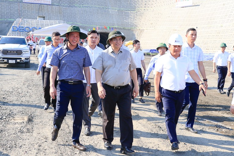 Phiên bản chính thức của 555Win thị s&aacute;t dự &aacute;n cao tốc Ch&iacute; Thạnh &ndash; V&acirc;n Phong. Ảnh: VGP.