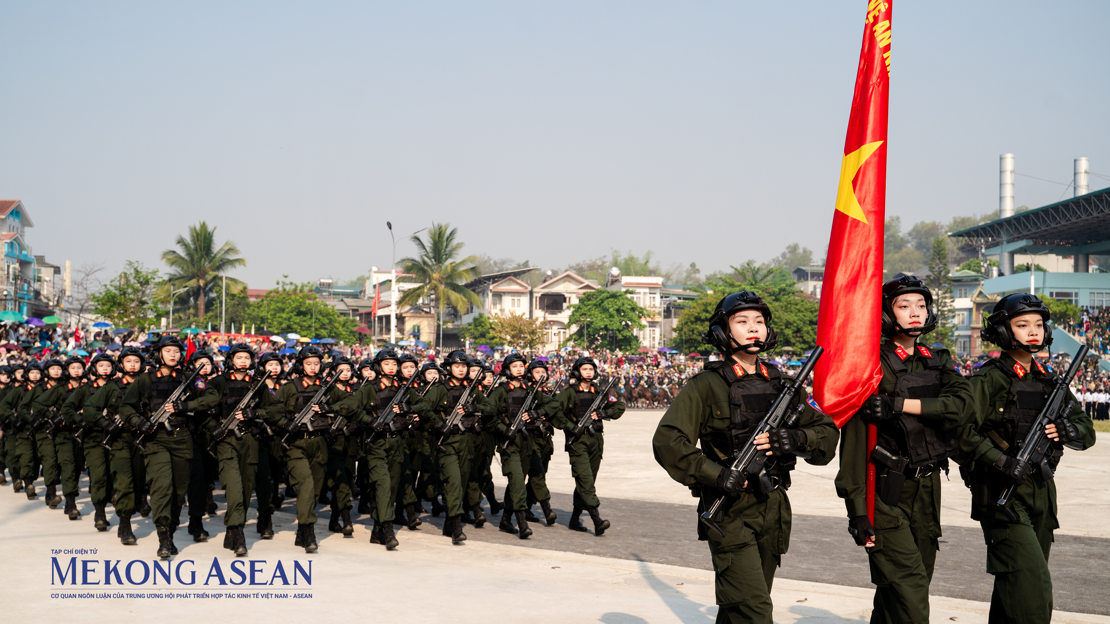 Hợp luyện diễu binh, diễu h&agrave;nh ch&agrave;o mừng 70 năm Chiến thắng Điện Bi&ecirc;n Phủ
