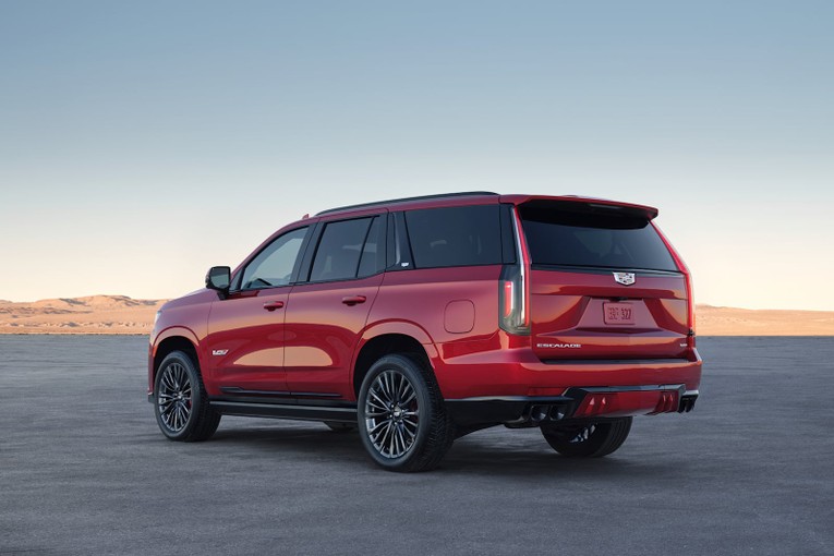 Cadillac ra mắt mẫu SUV mạnh mẽ và đắt nhất lịch sử hãng xe Mỹ