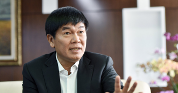 Chủ tịch Hòa Phát Trần Đình Long: 'Không thể nói cổ phiếu HPG là giấy lộn được'