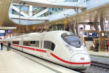 Hà Nội muốn đầu tư đường sắt tốc độ cao tới Vinh