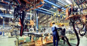Bộ Công Thương: Giảm 50% phí trước bạ ô tô không làm giảm nguồn thu ngân sách