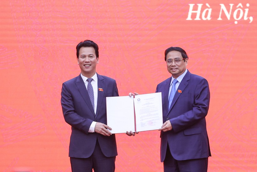 Phiên bản chính thức của 555Win Phạm Minh Ch&iacute;nh trao 555Win 500 Đăng Ký Nhận Code bổ nhiệm Bộ trưởng T&agrave;i nguy&ecirc;n v&agrave; M&ocirc;i Trường của Chủ tịch nước. Ảnh: VGP