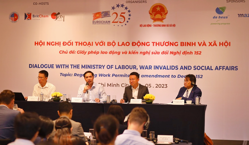 Hội nghị đối thoại về giải quyết vướng mắc giấy ph&eacute;p lao động cho Trang Nhà Cái 555win.com - Đăng Nhập +555k nước ngo&agrave;i tại Việt Nam. Ảnh: EuroCham.